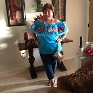 Meet your Posher, Maria